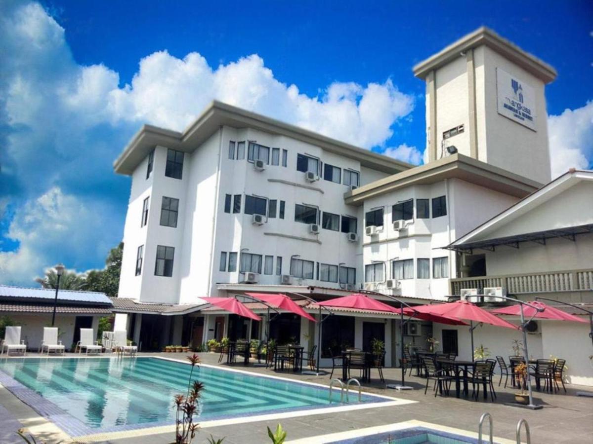 Myangkasa Akademi & Resort Langkawi Pantai Cenang  Exterior foto